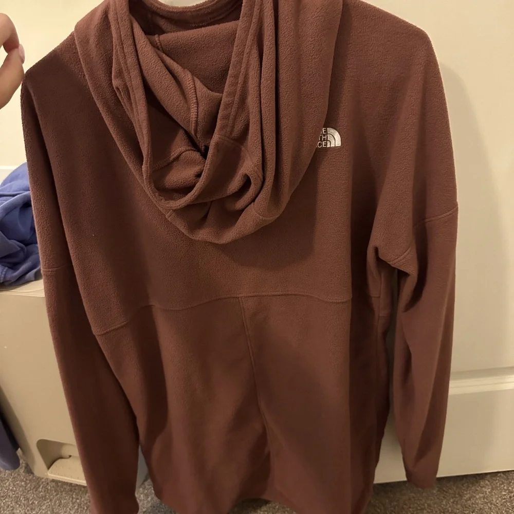 North face pullover - Picture 2 of 3